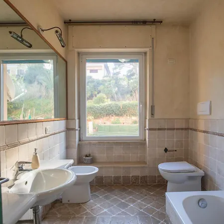 Helloelba Le Ghiaie Beach Holiday home